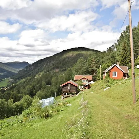 Skifterud Gard - * Lurasgrendi